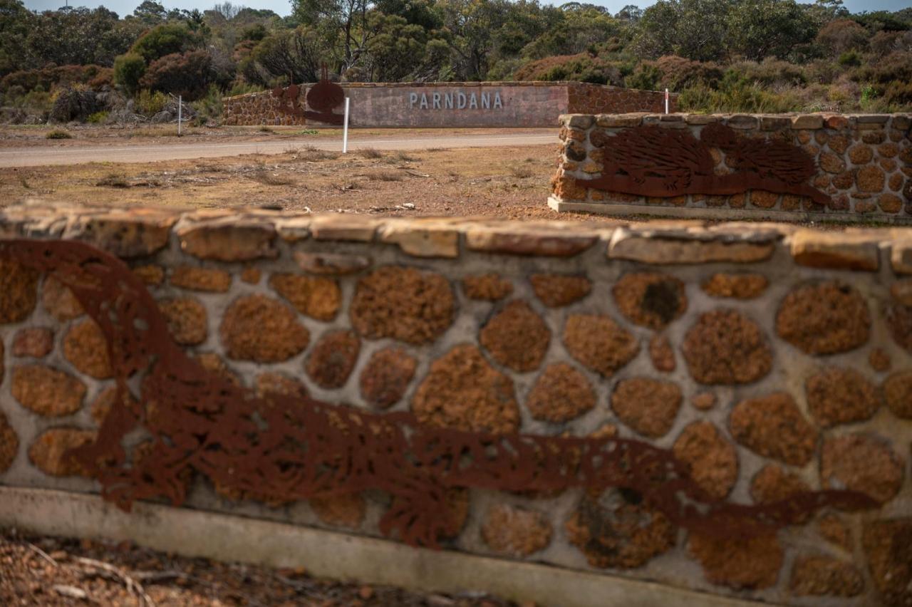 Ficifolia Lodge Parndana Exterior photo