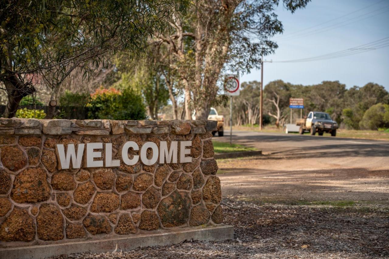 Ficifolia Lodge Parndana Exterior photo