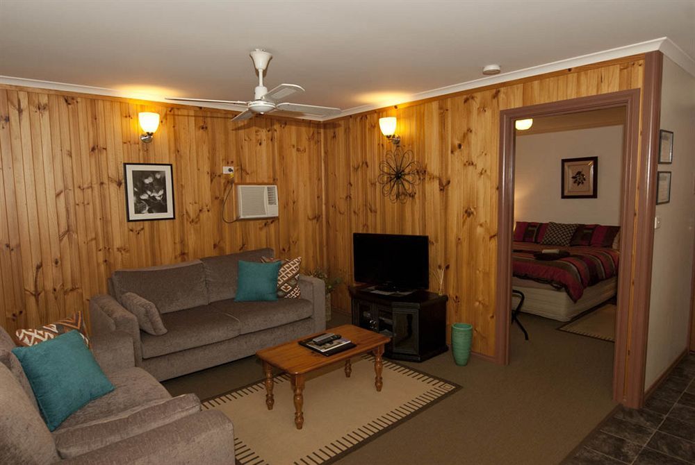 Ficifolia Lodge Parndana Exterior photo